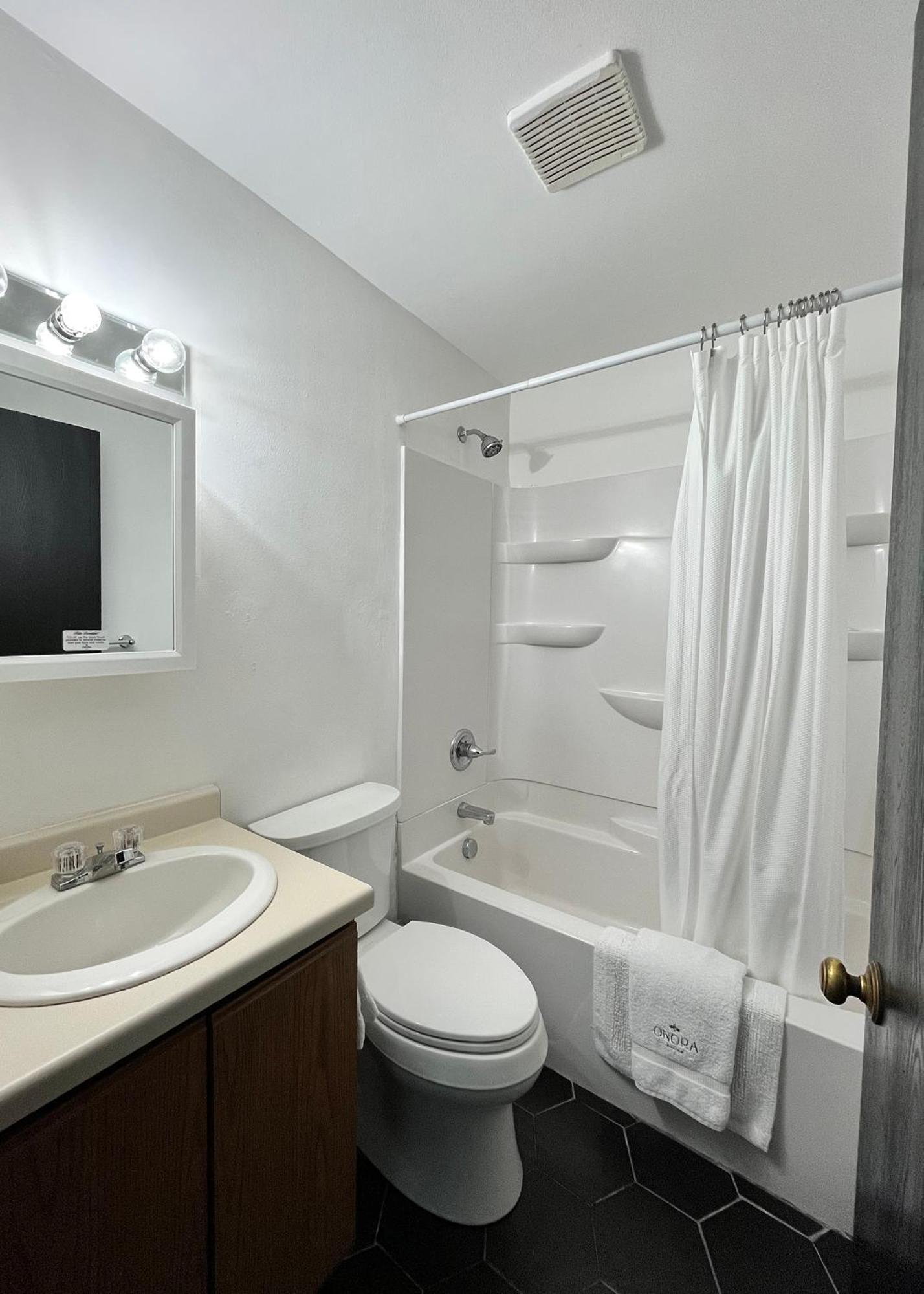 Onora Suites Wausau Esterno foto